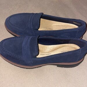 Navy blue Clark’s Collection Loafers